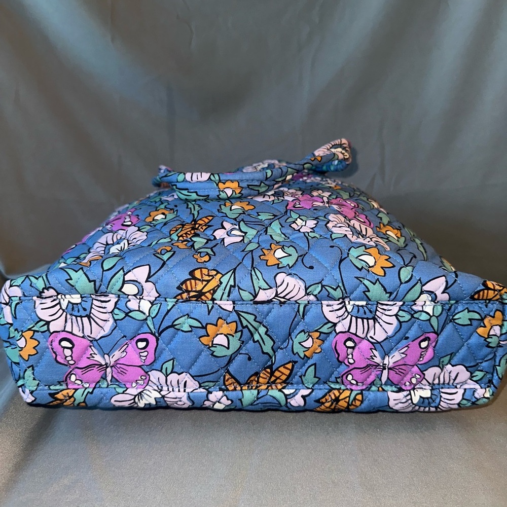 Vera Bradley Small North South Tote in the Wild Prairie pattern - Picture 3 of 4